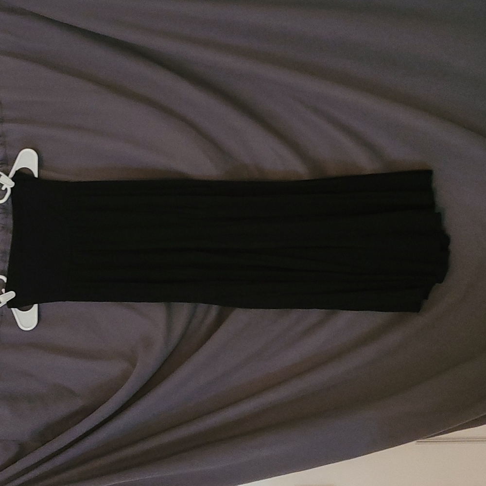 Lovej Black Maxi Skirt